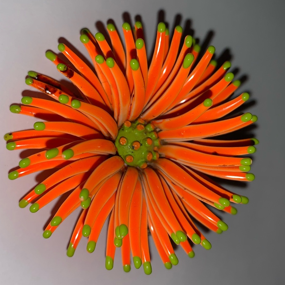 Vintage Orange Flower Brooch/Pin